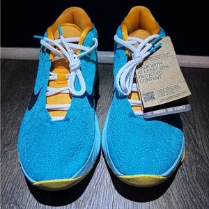 Nike Air Zoom GT Hustle 3 Victor Wembanyama “Be Unique Every Day” – Dusty Cactus